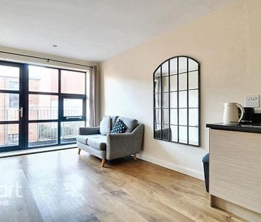 2 bedroom apartment to rent - Photo 4