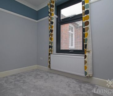 4 bedroom terraced house to rent - Photo 6
