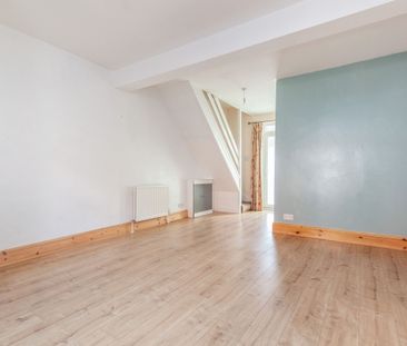 2 bedroom house to rent Sydney Road, Eastbourne, BN22 - Photo 2