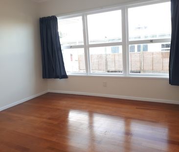 Property Management34 Ocean View Rd, Northcote - House for Rent - Photo 2