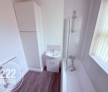 Gorsey Lane - Warrington - WA2 - Photo 6