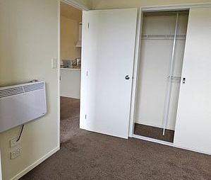 Ready to move in 2 Bedroom unit in Henderson. - Photo 4