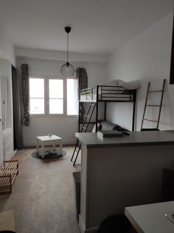 BREST RECOUVRANCE Appartement 1 pièce(s) 20 m2 meublé - Photo 4