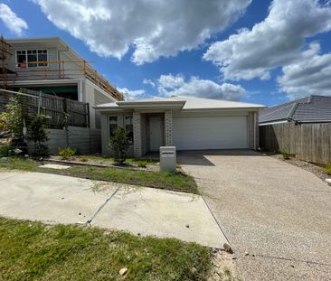 `3 Hamersley Ct, Spring Mountain, Qld 4300 - Photo 3