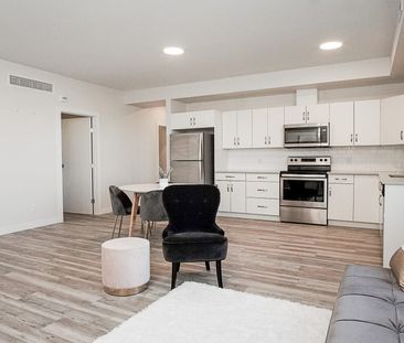 205-18 Picardy Place, Winnipeg, MB - Photo 3