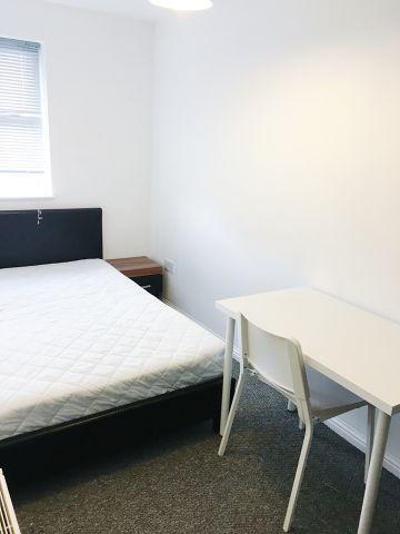 Room in a Shared House, Casson Drive, BS16 - Photo 2