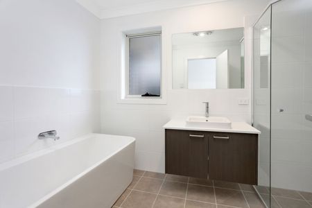 Home For Rent - Photo 5