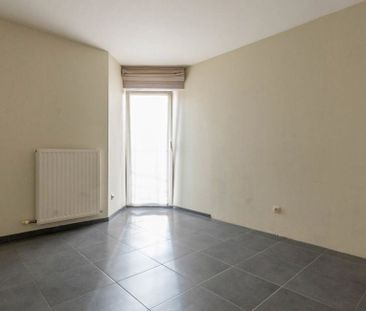 Appartement te huur in Niel voor € 800 met 1 slaapkamer - Photo 3