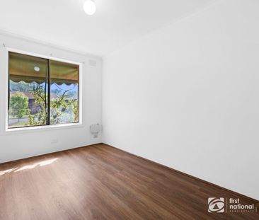 Charming 2-Bedroom Home with Spacious Backyard in Melton - Photo 4