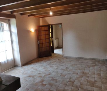 CENTRE DE VERN SUR SEICHE: Proximité directe des commerces, écoles ... - Photo 1