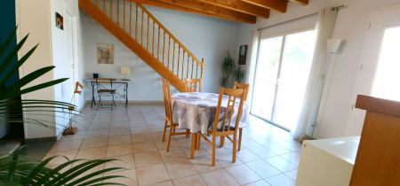 Maison à louer à Rezé - 4 pièces, calme et moderne - Photo 2