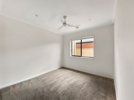 65 Willoby Drive, Alfredton - Photo 2