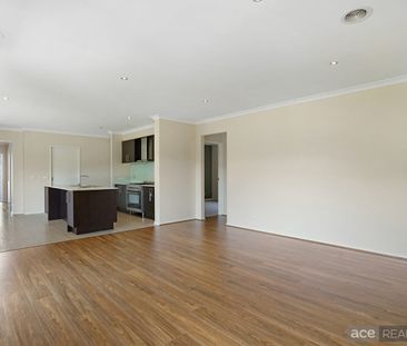 Perfectly Spacious Family Home…!!!! - Photo 4