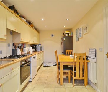 Pear Tree Avenue, Long Ashton - Photo 3