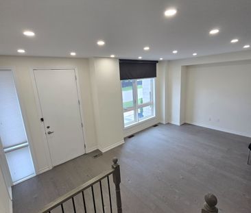 For Lease - 14 Concetta Conte Avenue, Markham, Ontario - Photo 5