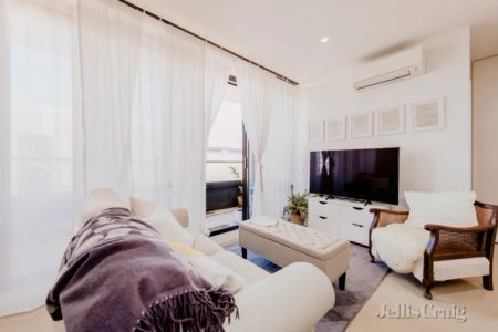 1 Bed, 1 Bath - Photo 3