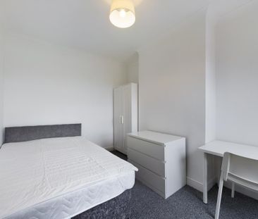 4 bedroom house to rent - Photo 4