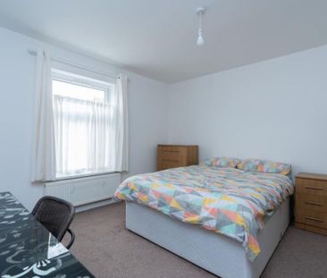 17 Roberts Road - Photo 3