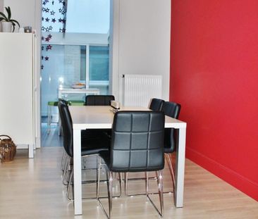 Rijwoning met koer op wandelafstand van de markt - Foto 6