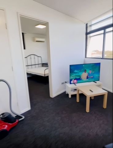 22 Danks St, Sydney - Photo 3