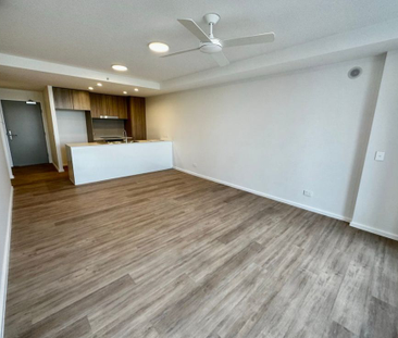 Modern 2-Bedroom Apartment with Resort-Style Facilities - Photo 1