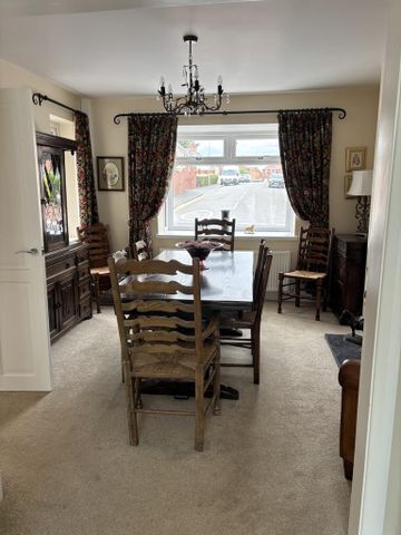 2 bedroom detached house to rent - Photo 3