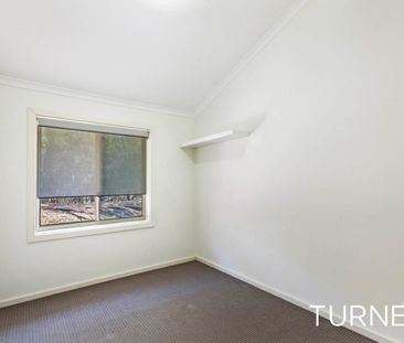 Spacious Townhouse in a Quiet Group. - Photo 4