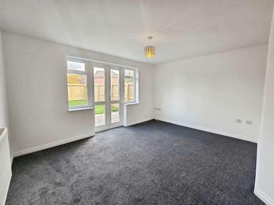 Redwood Drive, Grosvenor Park, Crewe, CW1 - Photo 1
