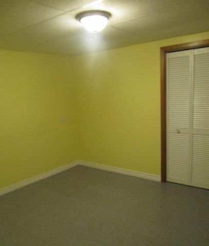 For Lease - 45 Regency Crescent Unit# Bsmt, Whitby, Ontario - Photo 2