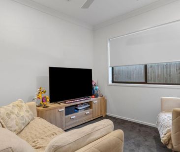 Stylish Four Bedroom Home - Photo 3