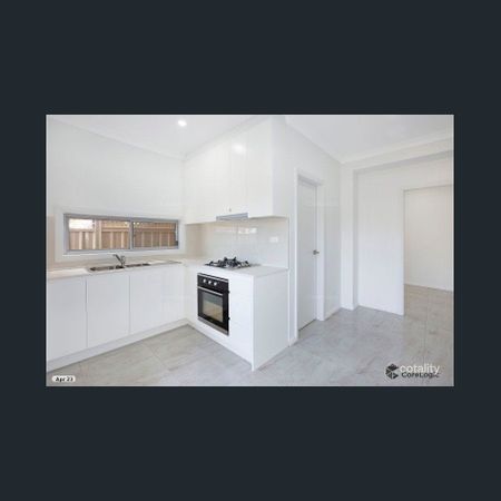 SPACIOUS MODERN LIVING !!! - Photo 3