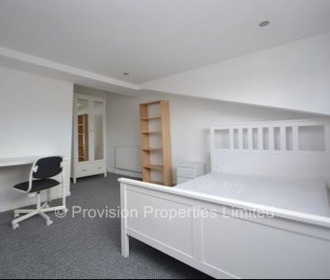 6 Bed Student Properties Leeds - Photo 1