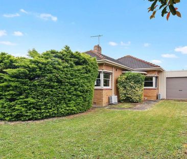 48 Logan Street Hamlyn Heights - Photo 2