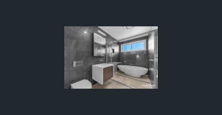 HEART OF NEW FARM- FABULOUS TOWNHOME - Photo 2