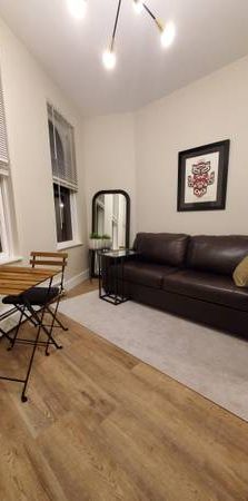 Micro-unit Gastown 190sqft - Photo 1