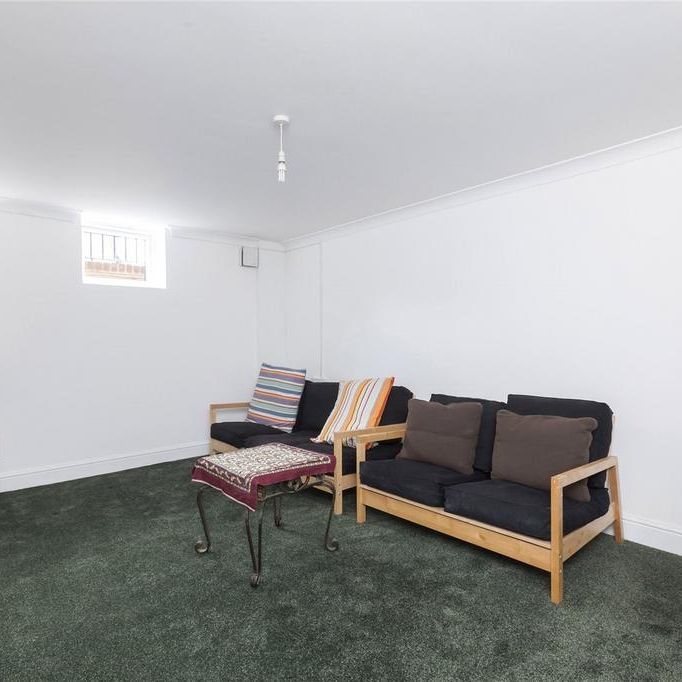 1 bedroom property to rent - Photo 1