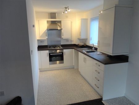 Recently Refurbished Two Bedroom Apartment To Let in Heysham, Lancashire - Photo 3