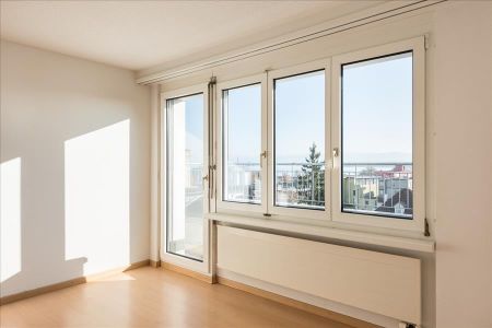 "Dream apartment with lake view!" - Photo 3