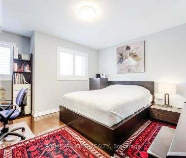 1290 JEZERO CRESCENT - Photo 1