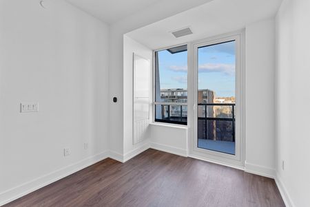 For Lease - 60 Central Park Roadway N/A Unit# 614, Toronto, Ontario - Photo 2