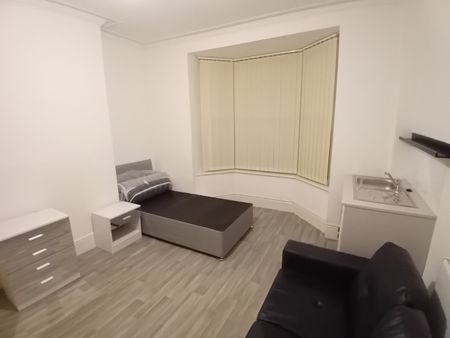 Vickers Road, Sheffield - Photo 4