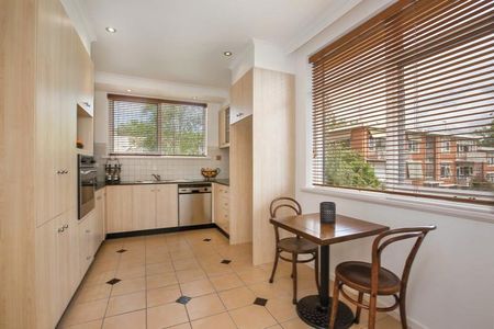 6/103 Walpole Street, Kew - Photo 2