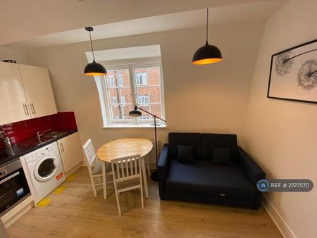 1 bedroom flat to rent - Photo 3
