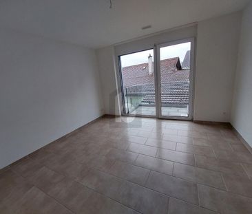 CENTRAL AND LIGHT-FLOODED WITH 2 BALCONIES - Photo 5