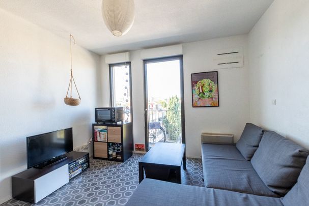 STUDIO MEUBLE avec parking en sous-sol - Photo 1