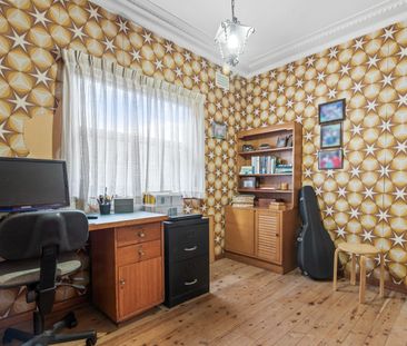 5 Fryer Avenue, Wentworthville NSW 2145 - House For Rent | Domain - Photo 5