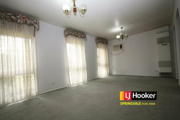 FOUR BEDROOM HOUSE - Photo 1