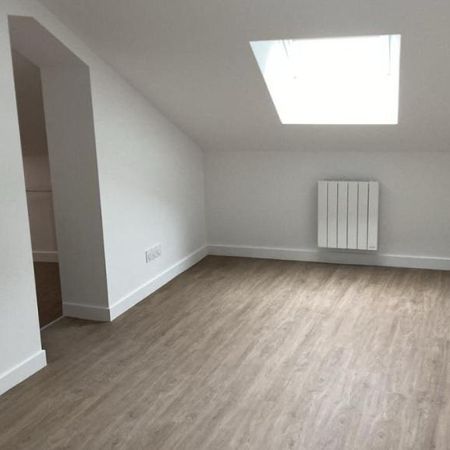 A LOUER-APPARTEMENT A LAVAL - Photo 4