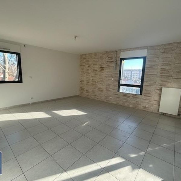 Location Appartement 3 pièces 80m² AVIGNON 84000 - Photo 1