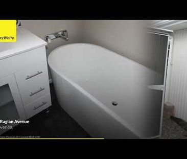 Tidy Three Bedroom Home - Photo 5